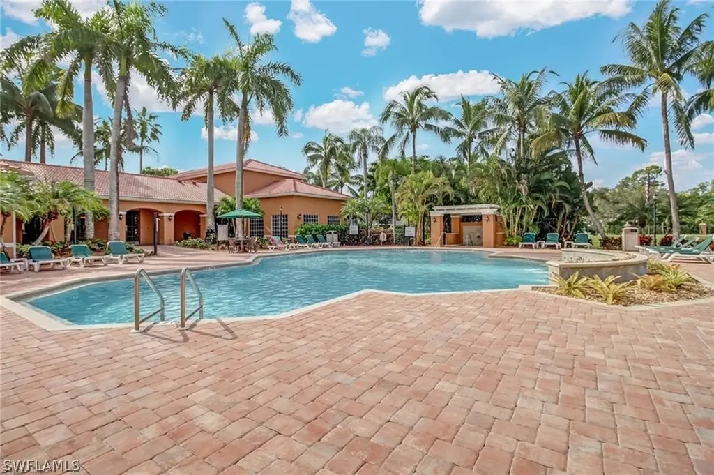 1265 Wildwood Lakes Boulevard Naples FL 34104