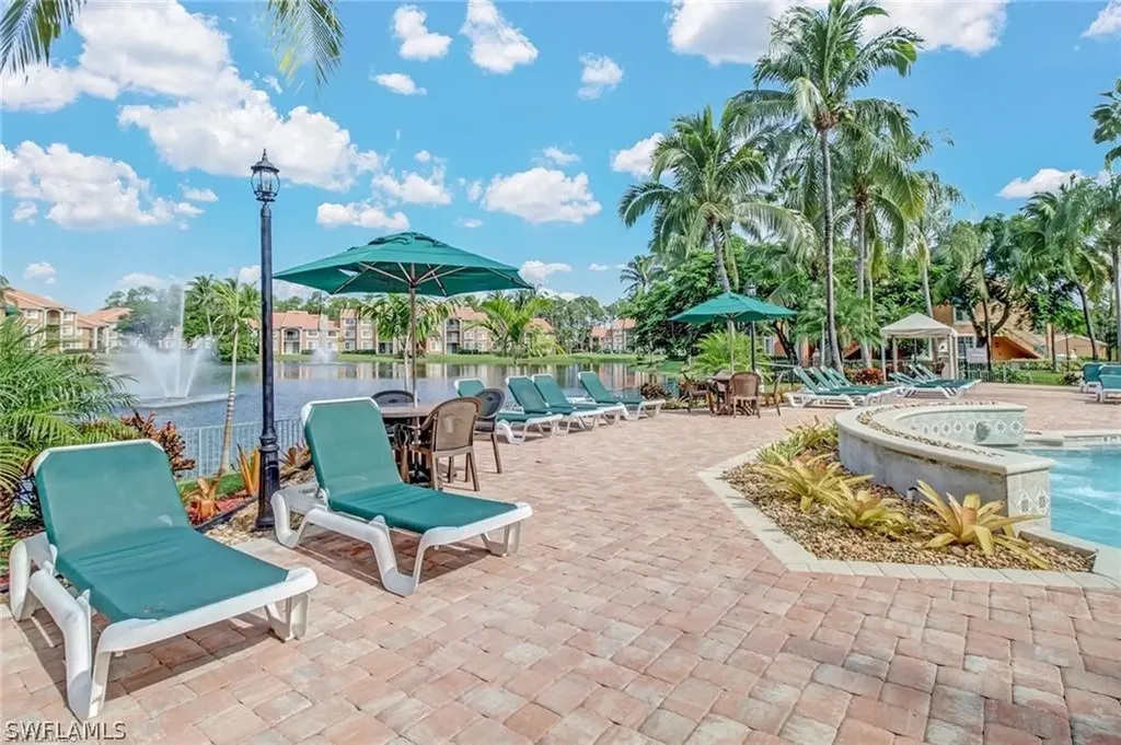 1265 Wildwood Lakes Boulevard Naples FL 34104