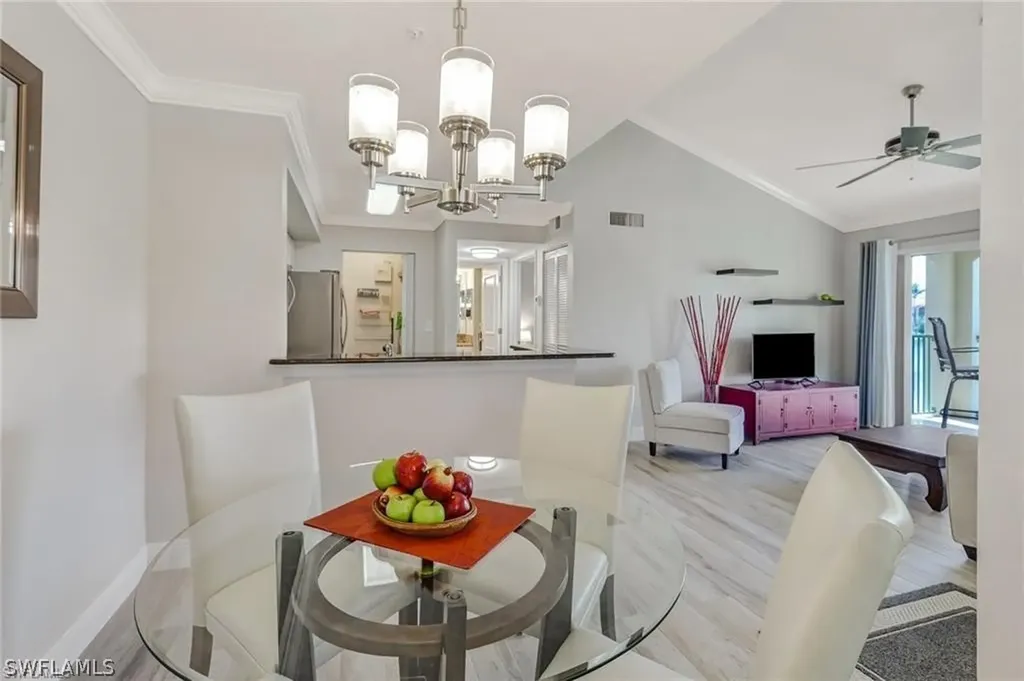 1265 Wildwood Lakes Boulevard Naples FL 34104