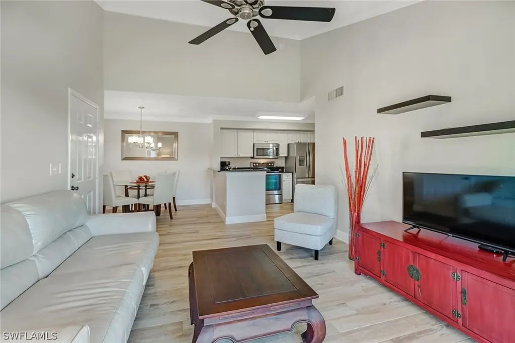 1265 Wildwood Lakes Boulevard Naples FL 34104