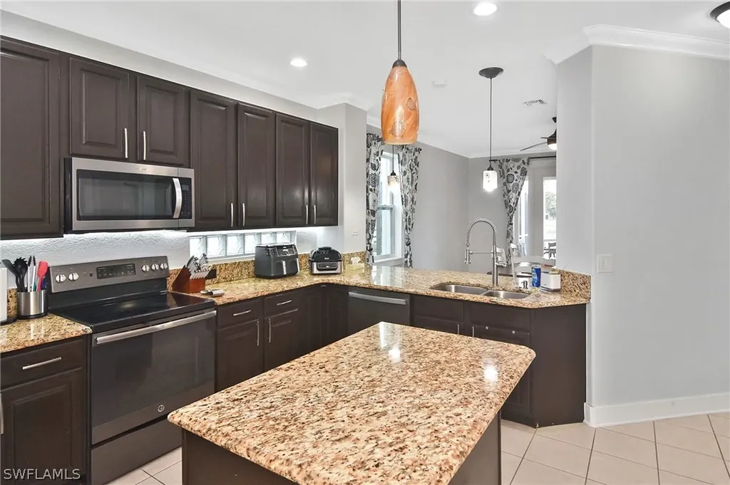 11589 Plantation Preserve Circle S Fort Myers FL 33966