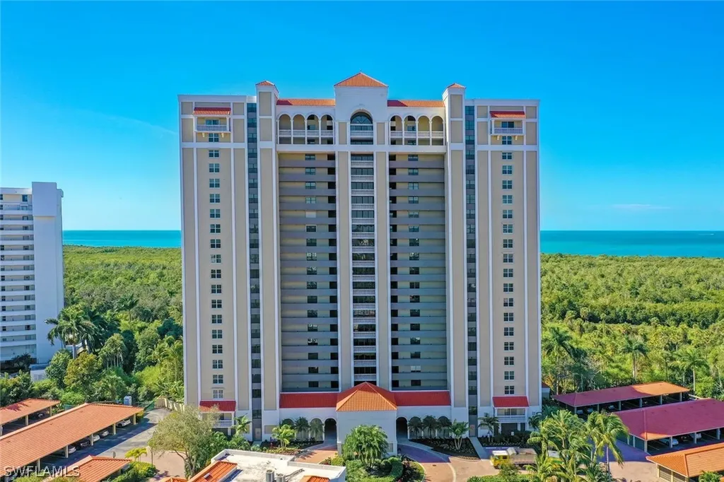 6573 Marissa Loop Naples FL 34108
