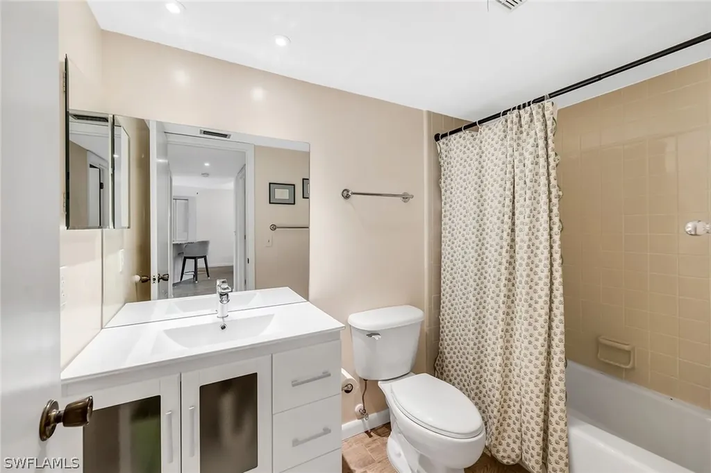 4955 Pepper Circle Naples FL 34113