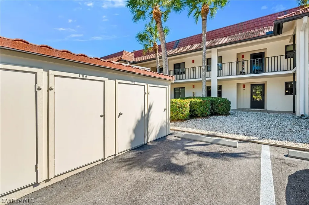 4955 Pepper Circle Naples FL 34113