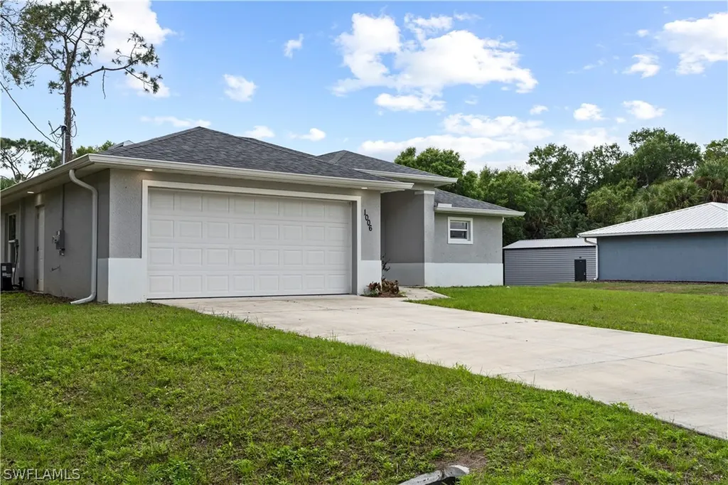 1006 Asther Street E Lehigh Acres FL 33974