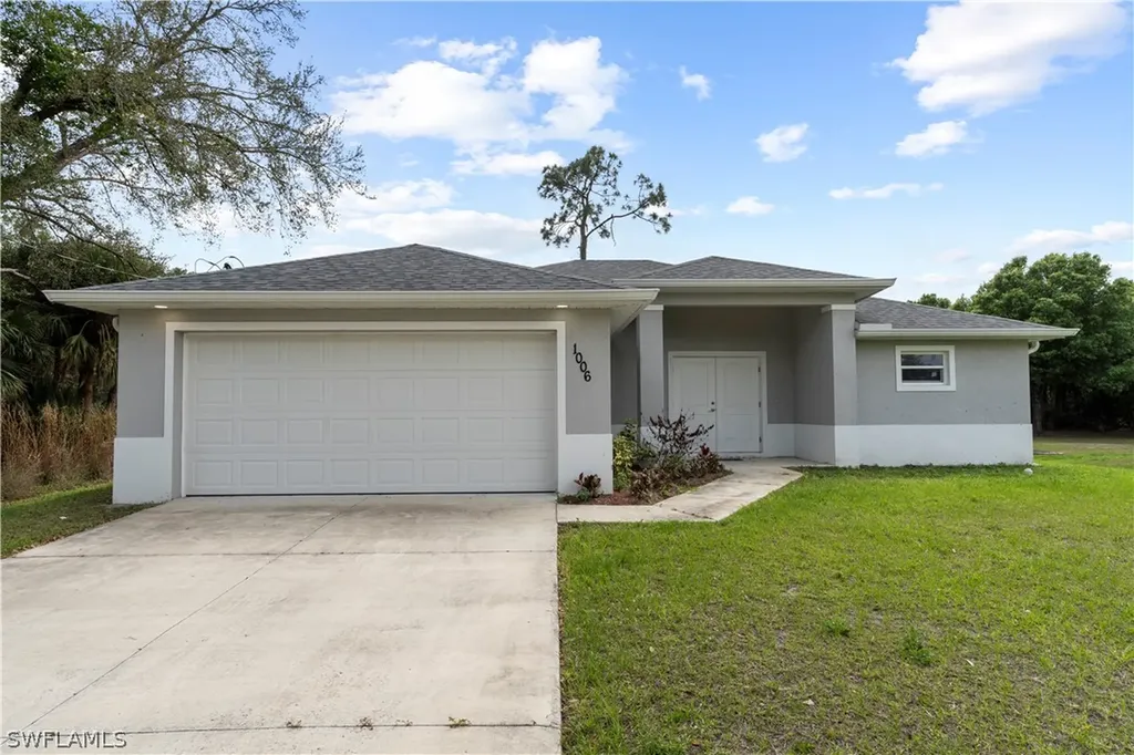 1006 Asther Street E Lehigh Acres FL 33974