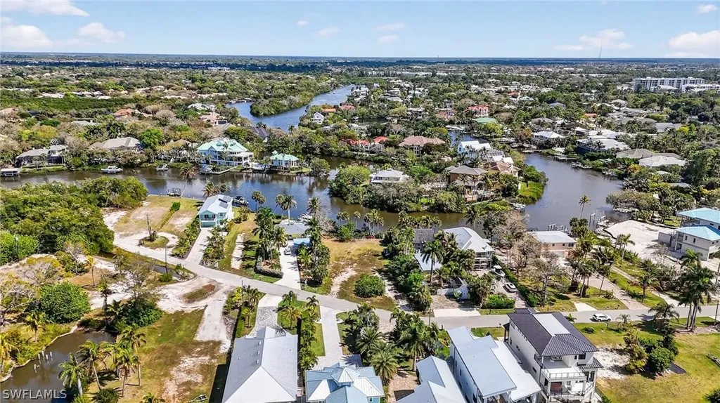 27534 Big Bend Road Bonita Springs FL 34134