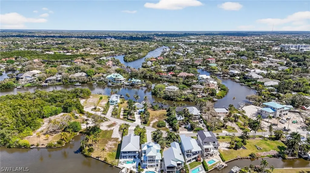 27534 Big Bend Road Bonita Springs FL 34134