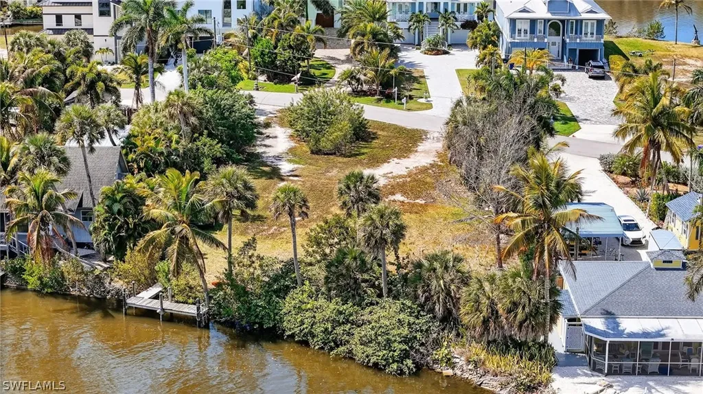 27534 Big Bend Road Bonita Springs FL 34134