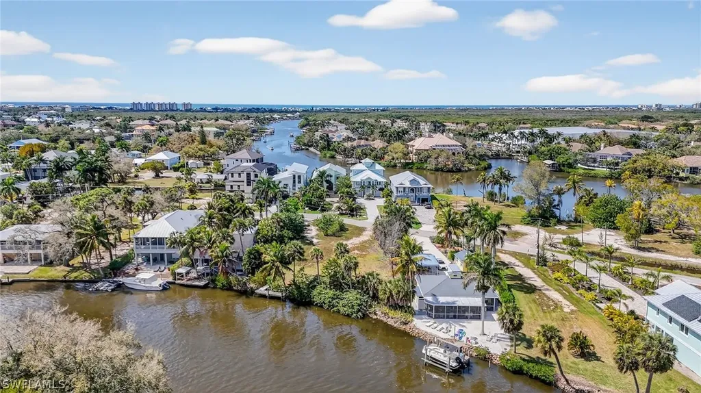 27534 Big Bend Road Bonita Springs FL 34134