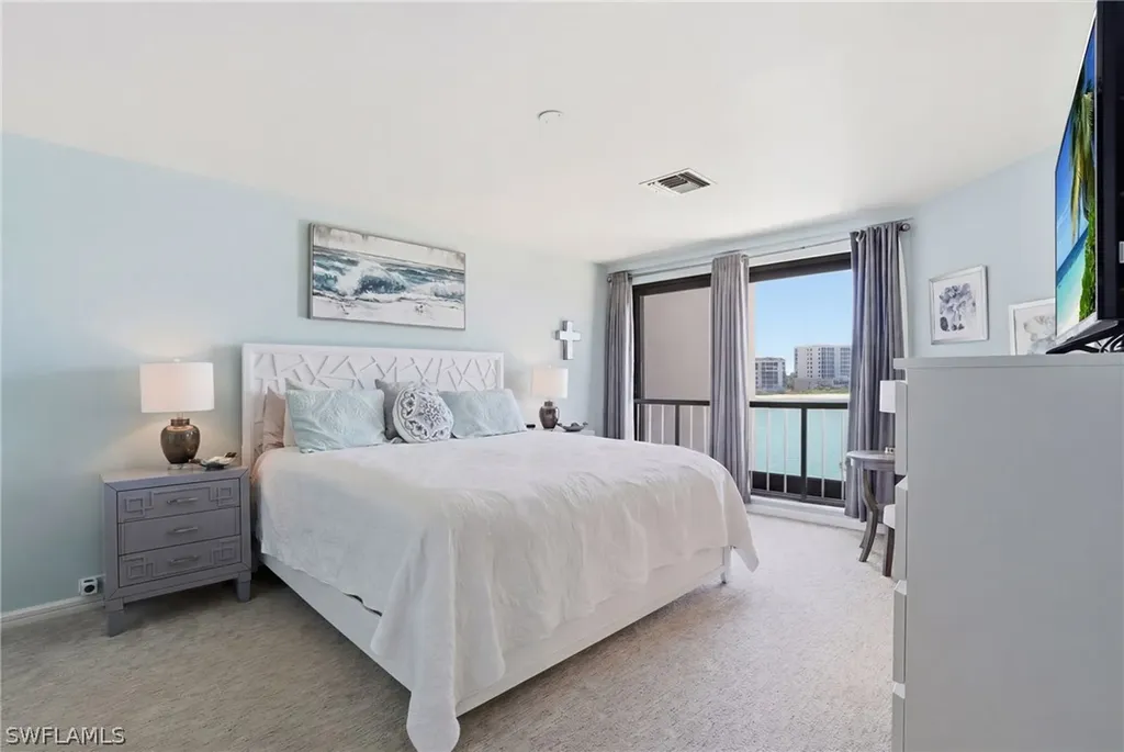309 La Peninsula Boulevard Naples FL 34113