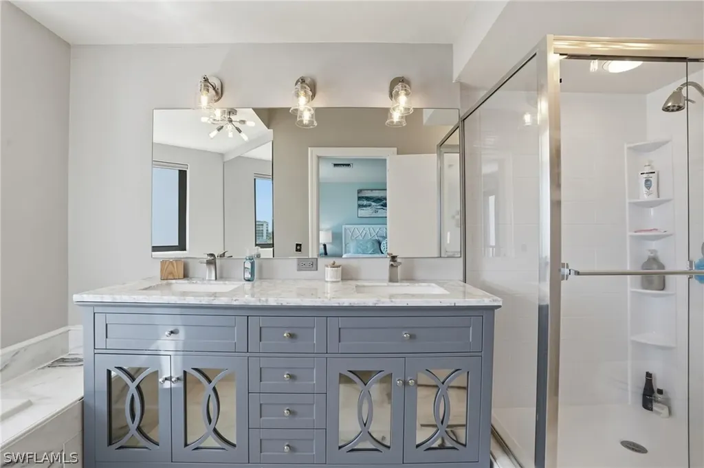 309 La Peninsula Boulevard Naples FL 34113