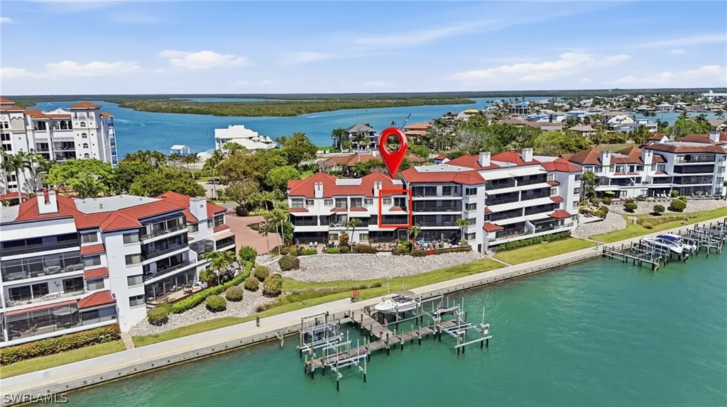 309 La Peninsula Boulevard Naples FL 34113