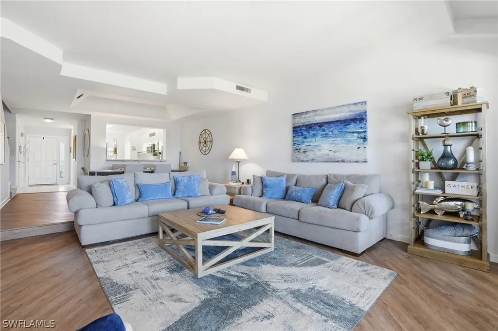 309 La Peninsula Boulevard Naples FL 34113