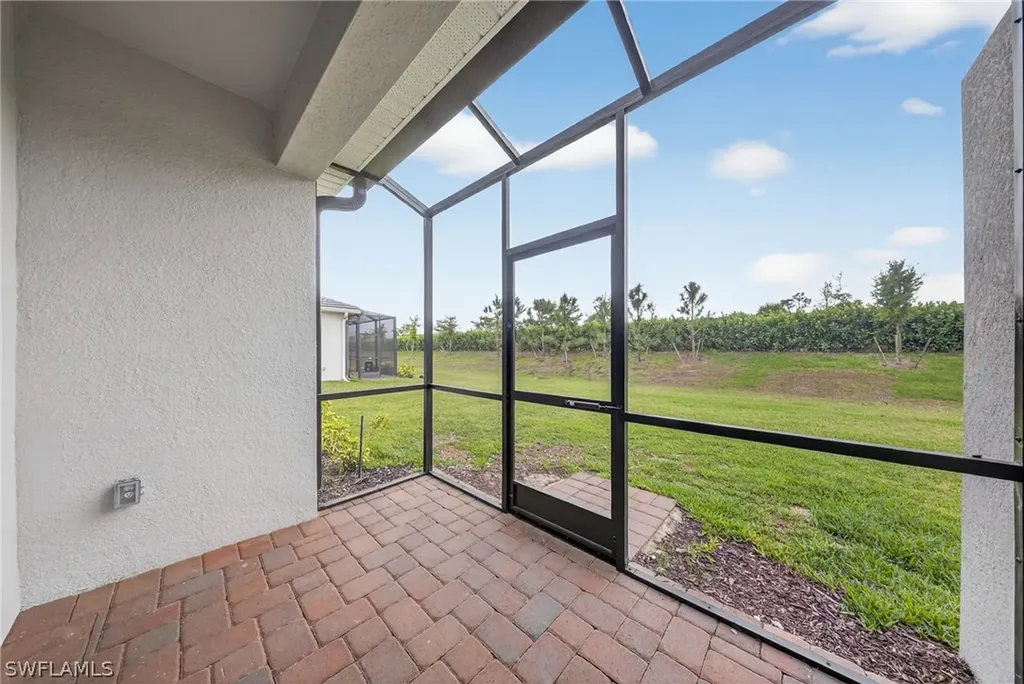 2224 Dragonfruit Way Naples FL 34120