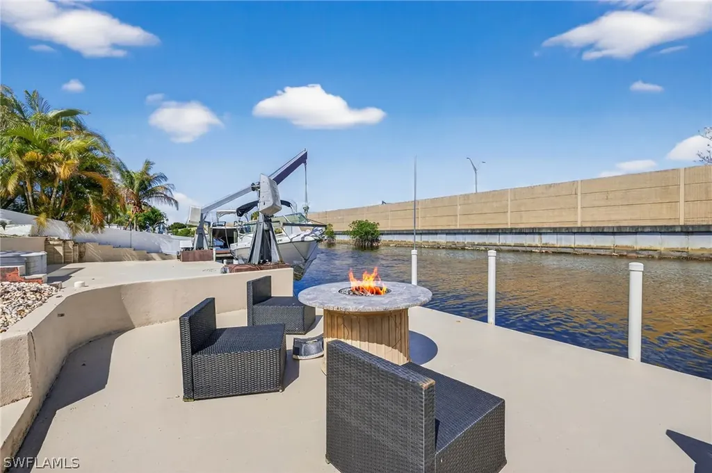 2243 Everest Parkway Cape Coral FL 33904