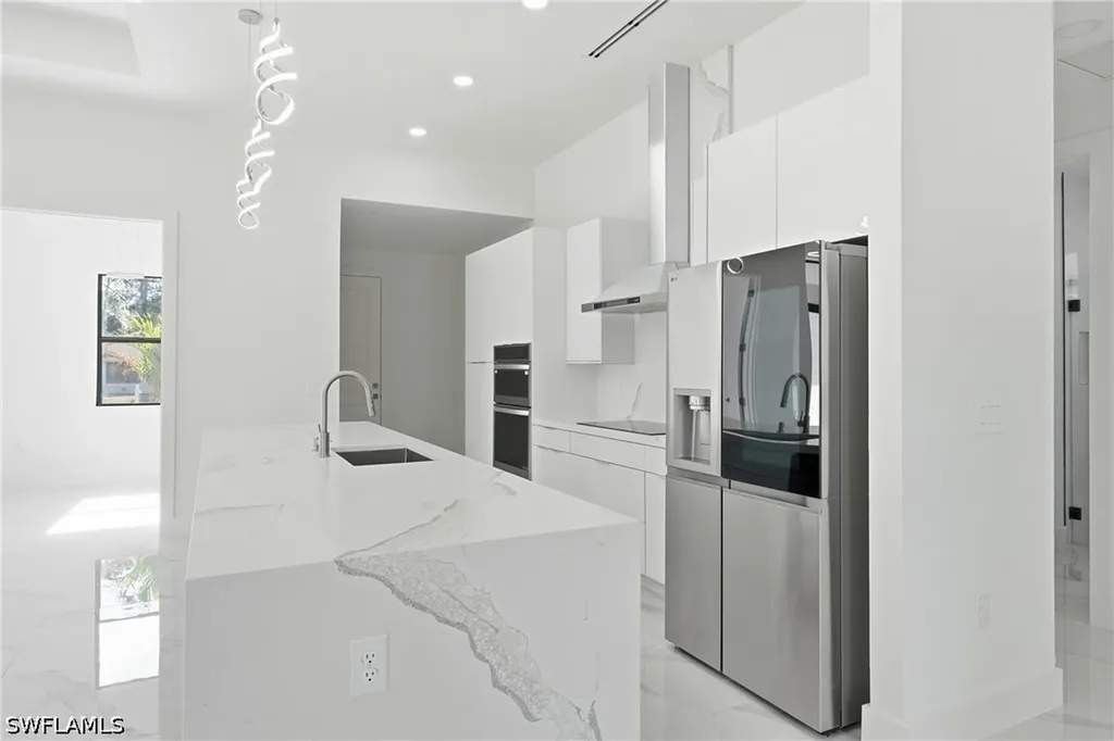 303 Mcarthur Avenue Lehigh Acres FL 33936