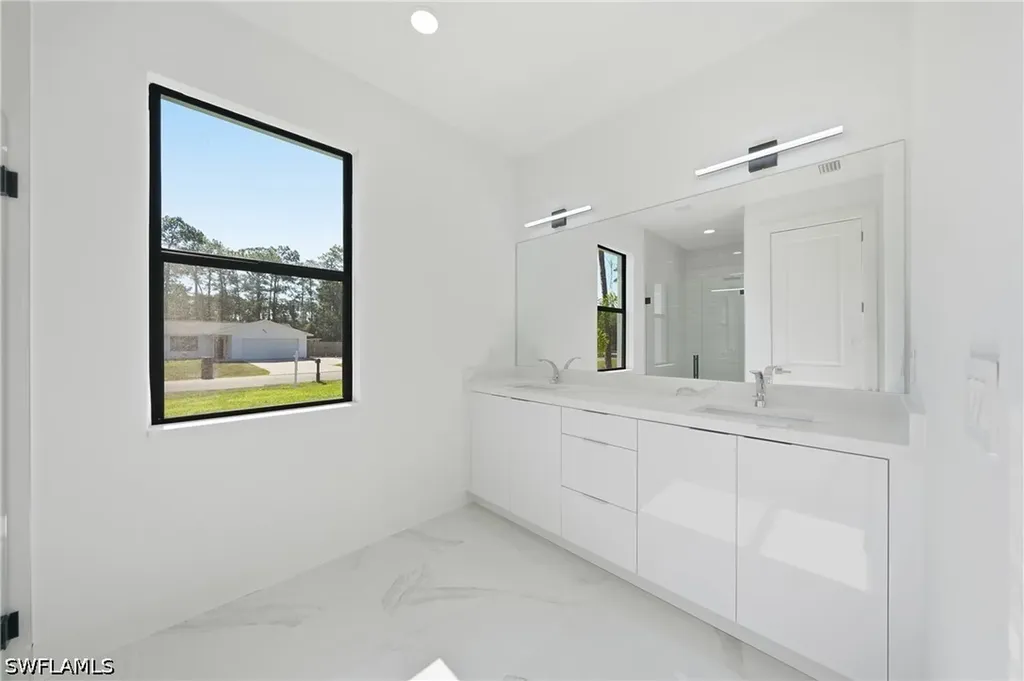 303 Mcarthur Avenue Lehigh Acres FL 33936