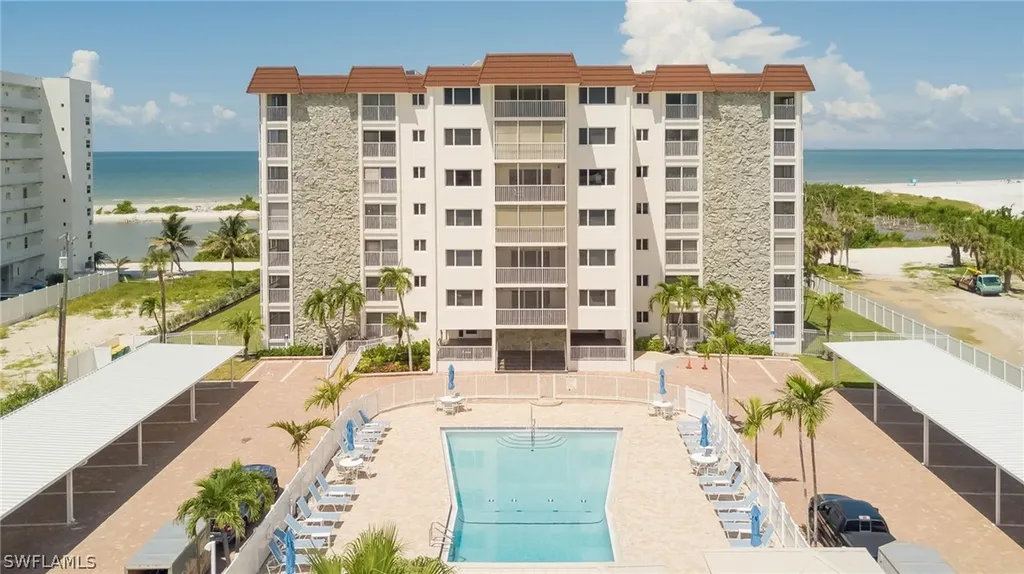 Fort Myers Beach FL, 6900 Estero Boulevard, Unit 701