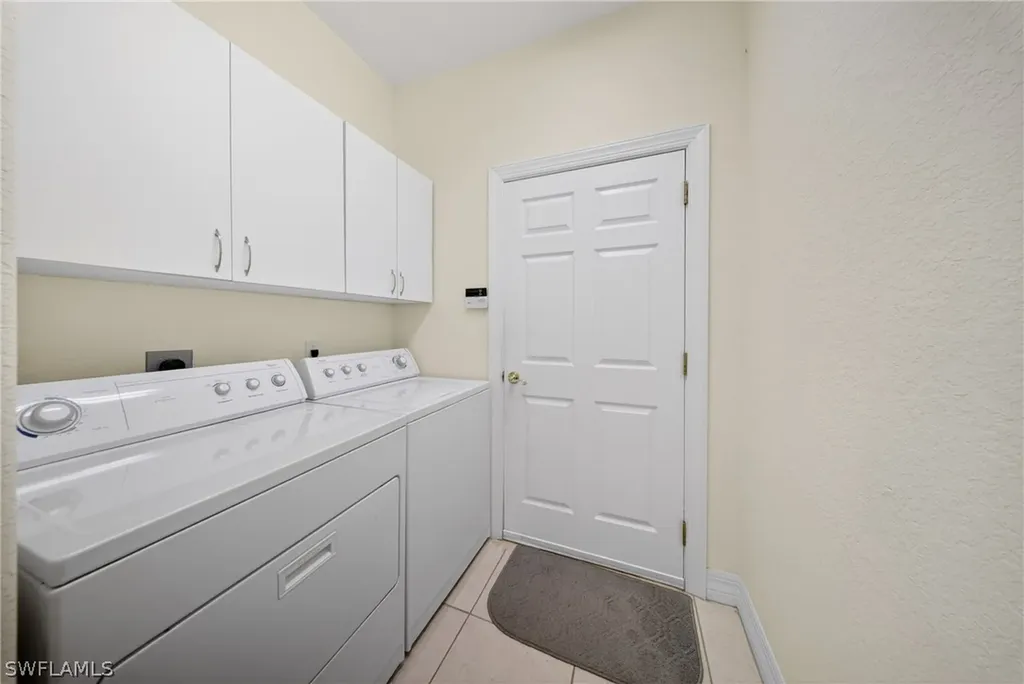 5319 SW 21st Place Cape Coral FL 33914