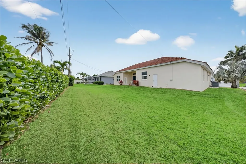 5319 SW 21st Place Cape Coral FL 33914