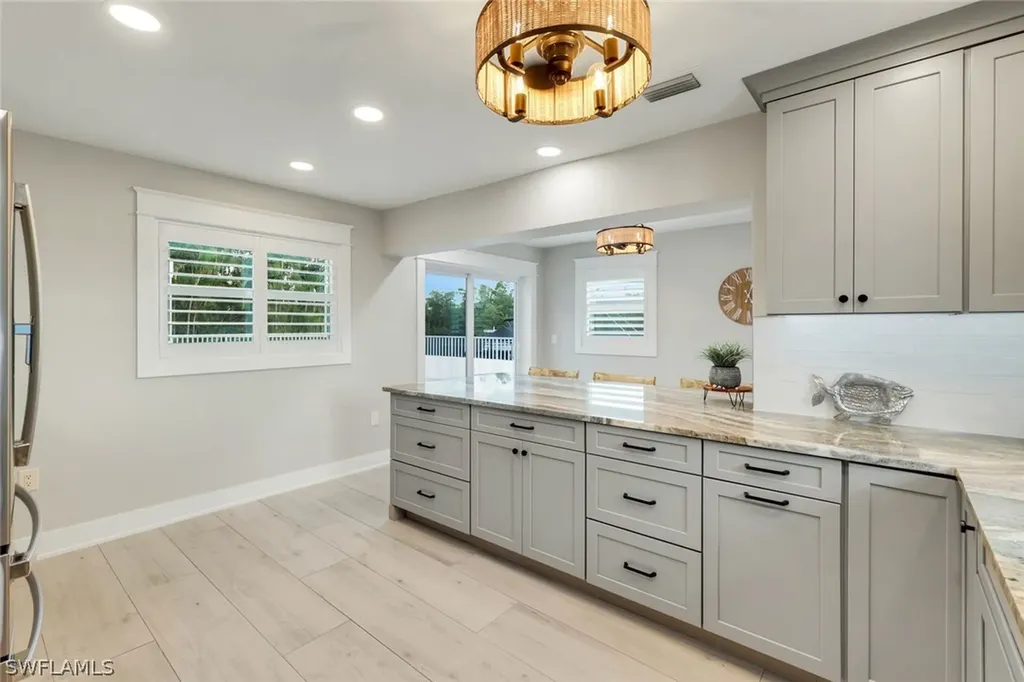 11861 Isle Of Palms Drive Fort Myers Beach FL 33931