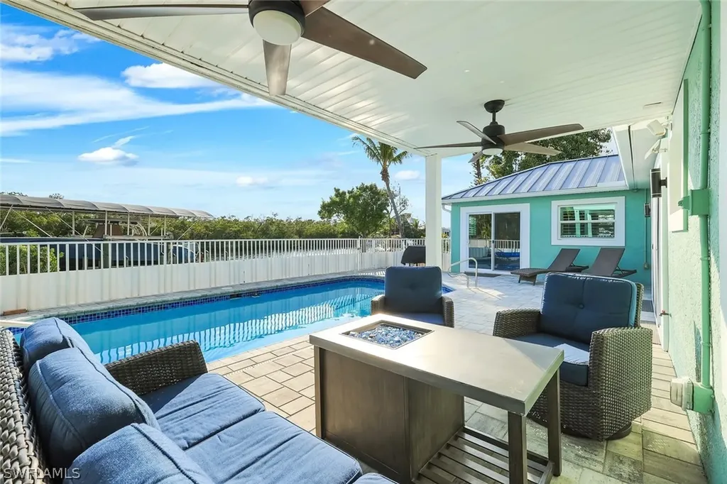 11861 Isle Of Palms Drive Fort Myers Beach FL 33931