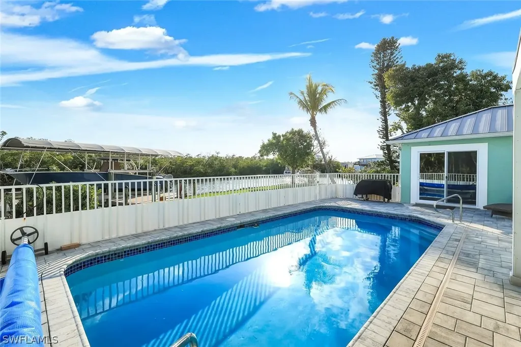 11861 Isle Of Palms Drive Fort Myers Beach FL 33931