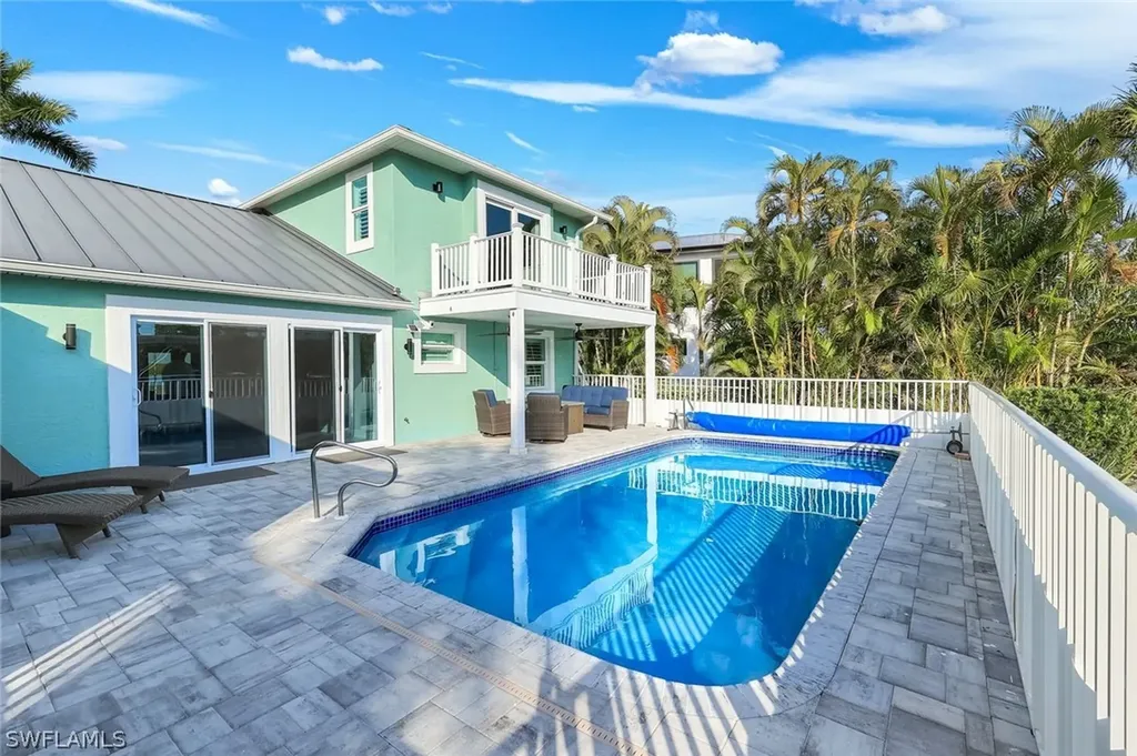 11861 Isle Of Palms Drive Fort Myers Beach FL 33931