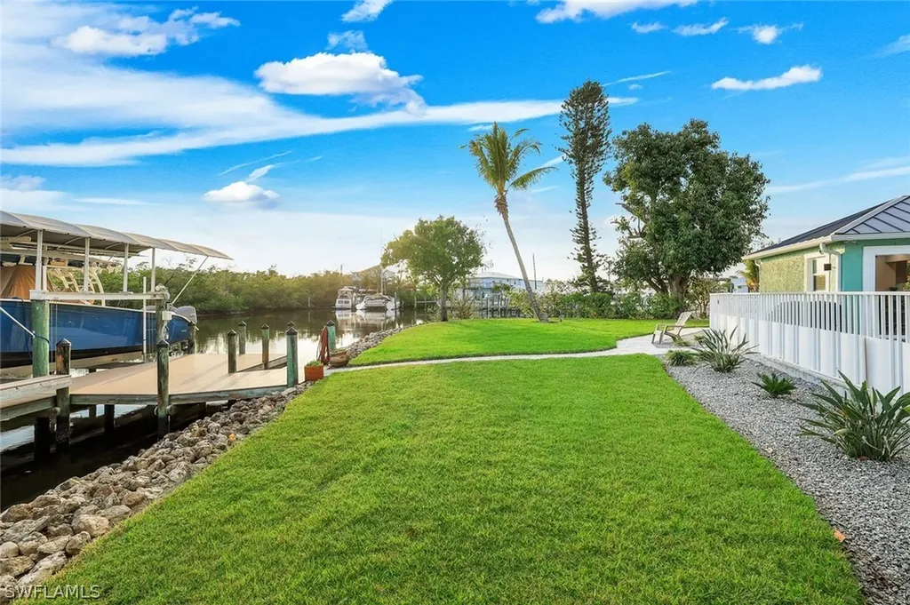 11861 Isle Of Palms Drive Fort Myers Beach FL 33931