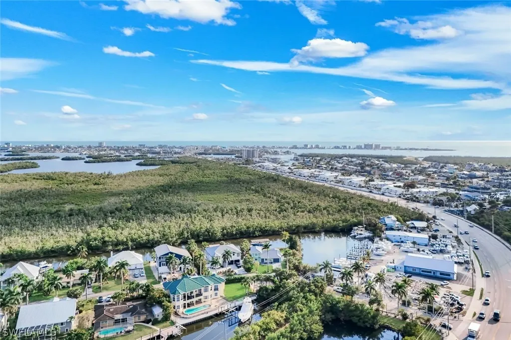 11861 Isle Of Palms Drive Fort Myers Beach FL 33931