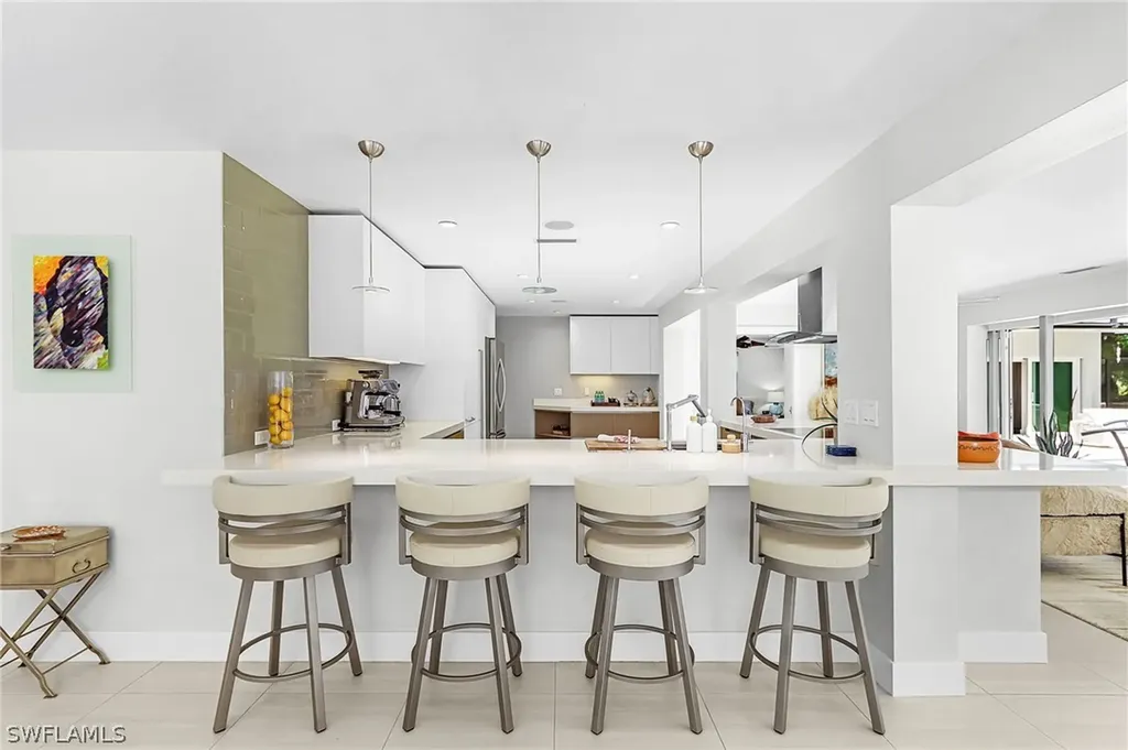 1390 Mandarin Road Naples FL 34102