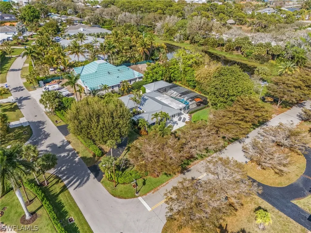 1390 Mandarin Road Naples FL 34102