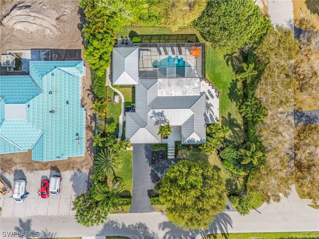 1390 Mandarin Road Naples FL 34102