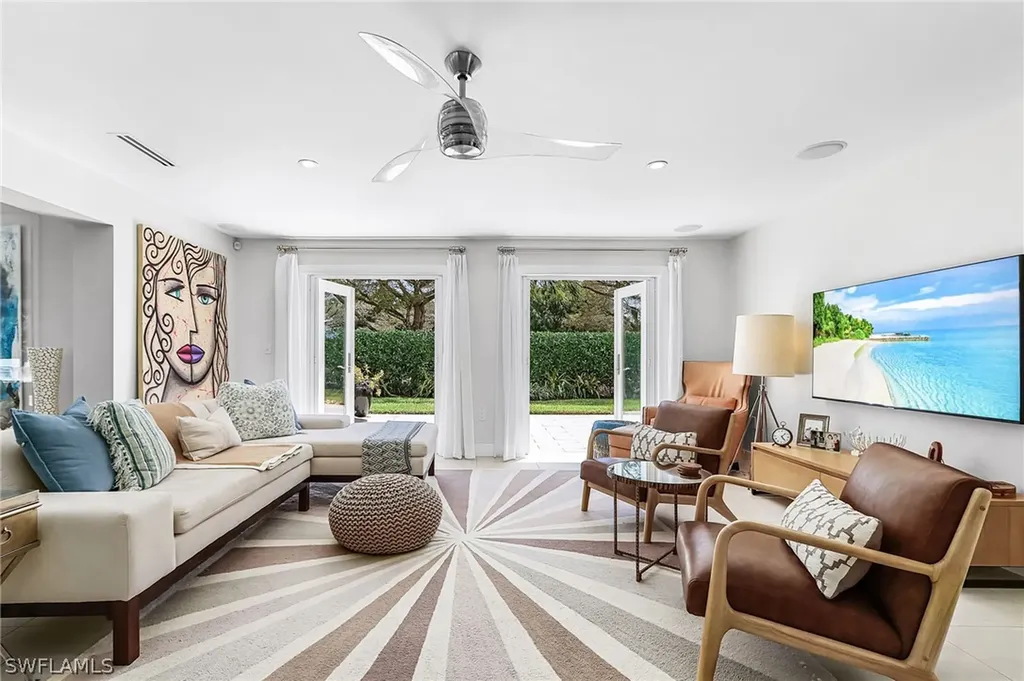 1390 Mandarin Road Naples FL 34102
