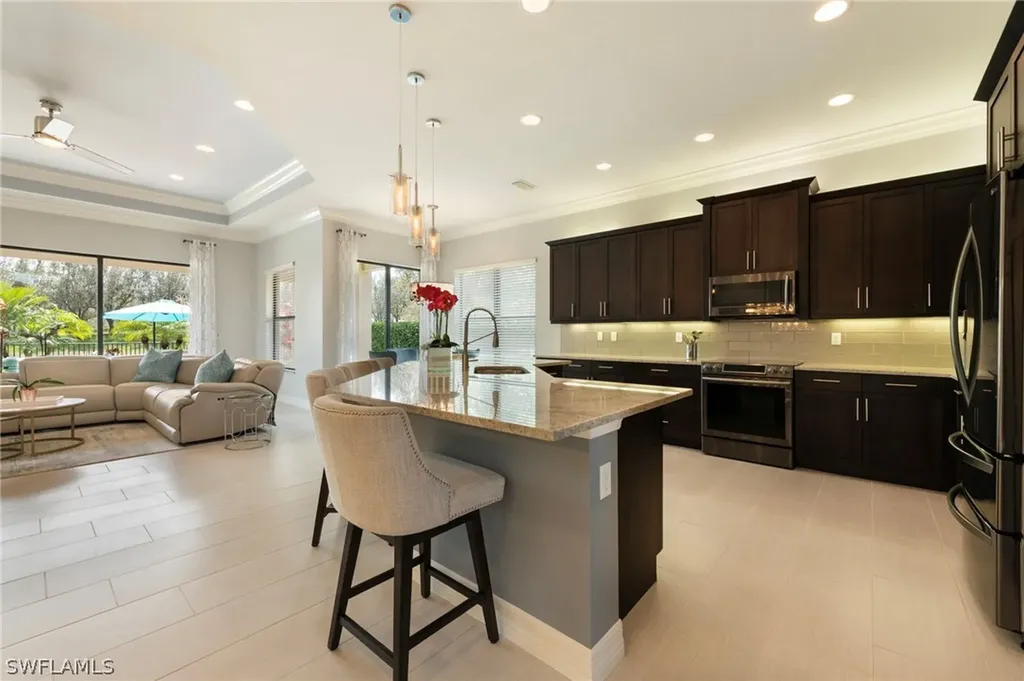 3606 Santaren Court Naples FL 34119