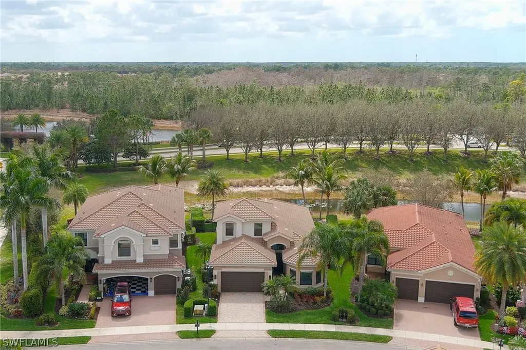 3606 Santaren Court Naples FL 34119