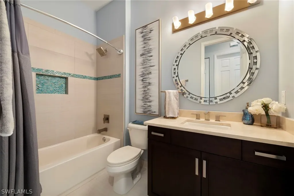 3606 Santaren Court Naples FL 34119