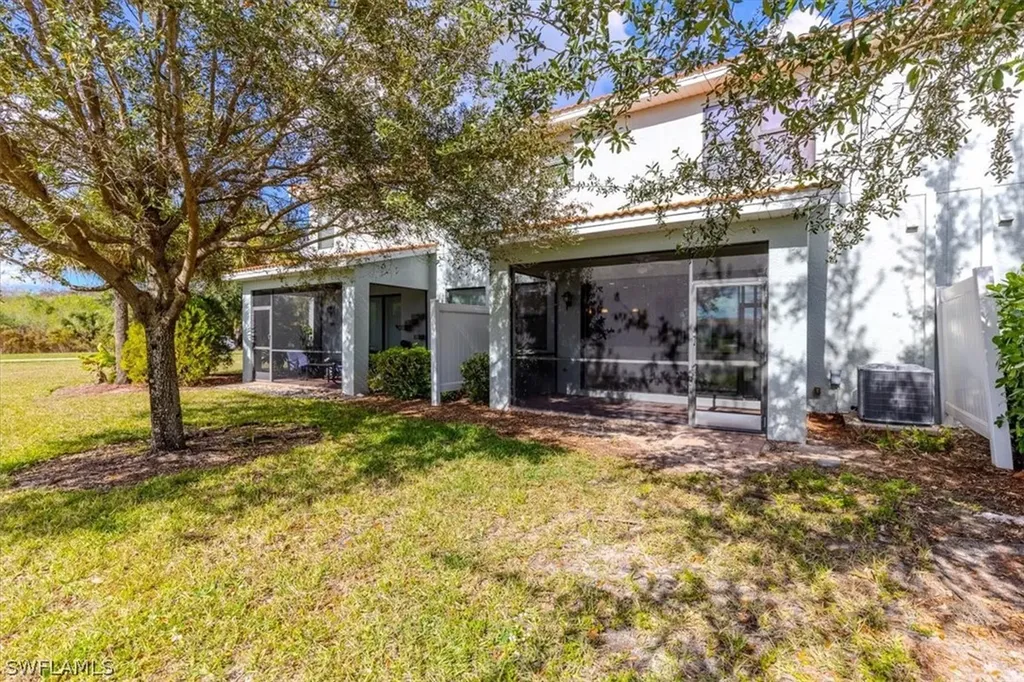 15389 Summit Place Circle Naples FL 34119
