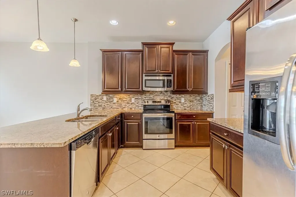 15389 Summit Place Circle Naples FL 34119