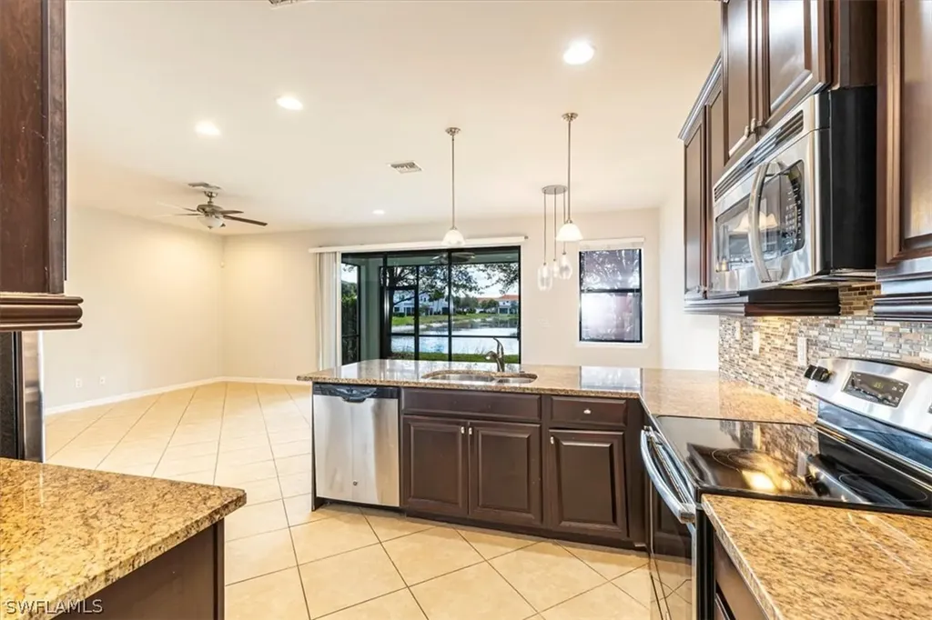 15389 Summit Place Circle Naples FL 34119