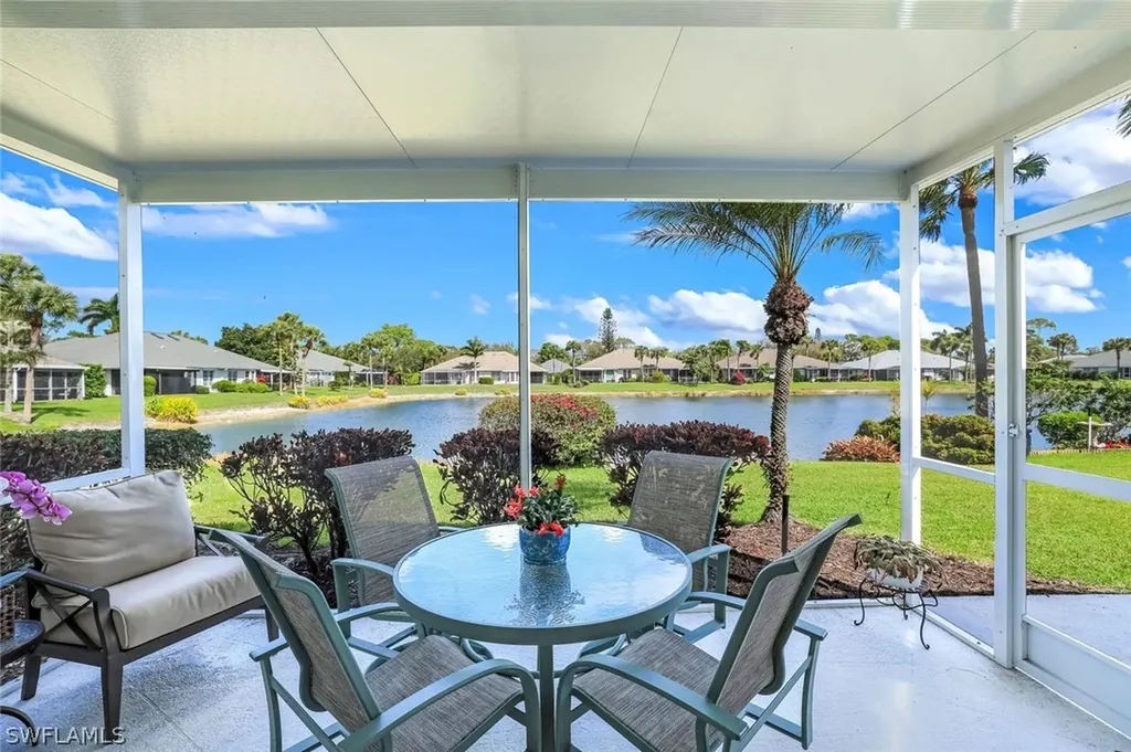 Naples FL, 1168 Imperial Drive, Unit 33