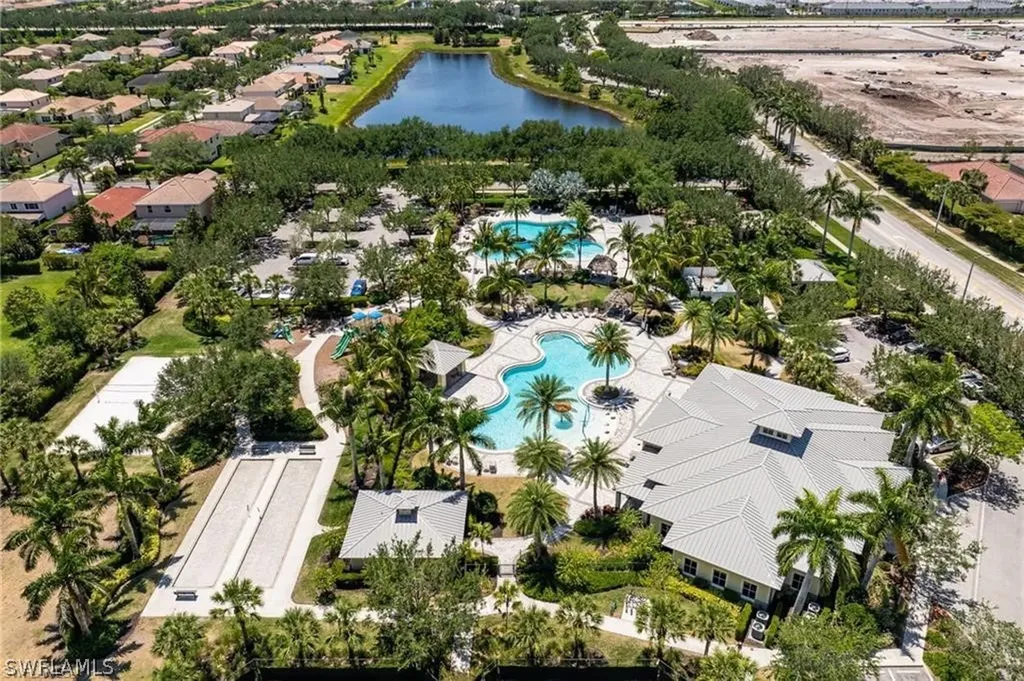 2261 Avocado Lane Naples FL 34120