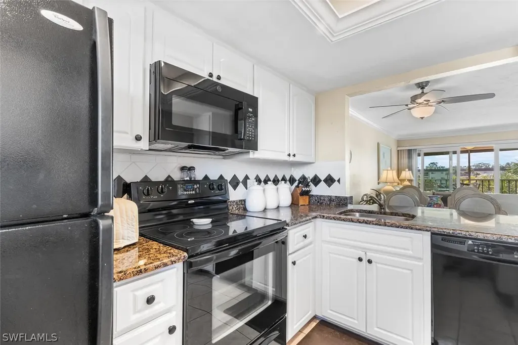 1004 Manatee Road Naples FL 34114
