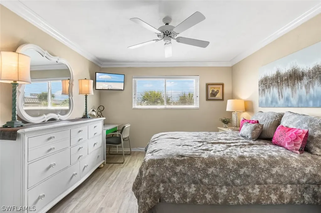 1004 Manatee Road Naples FL 34114