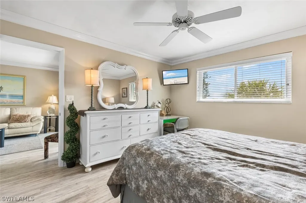 1004 Manatee Road Naples FL 34114