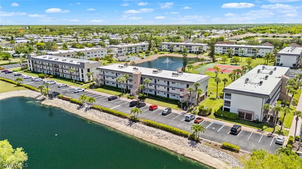 1004 Manatee Road Naples FL 34114