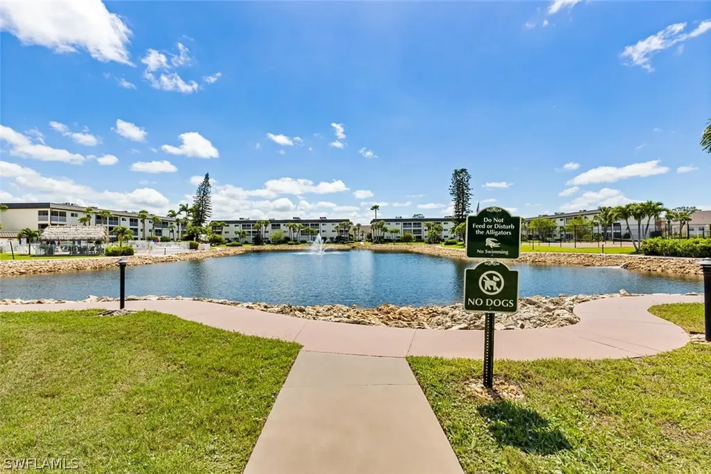 1004 Manatee Road Naples FL 34114