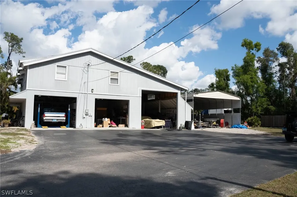 25335 Pinson Drive Bonita Springs FL 34135