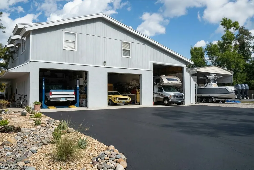 25335 Pinson Drive Bonita Springs FL 34135